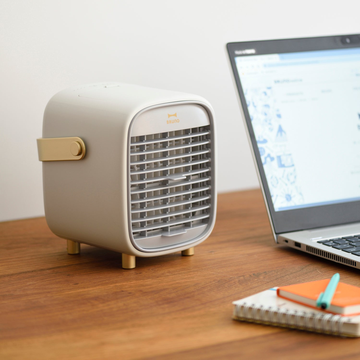 BRUNO Portable Desk Mist Fan - Blue Green BDE063-BGR
