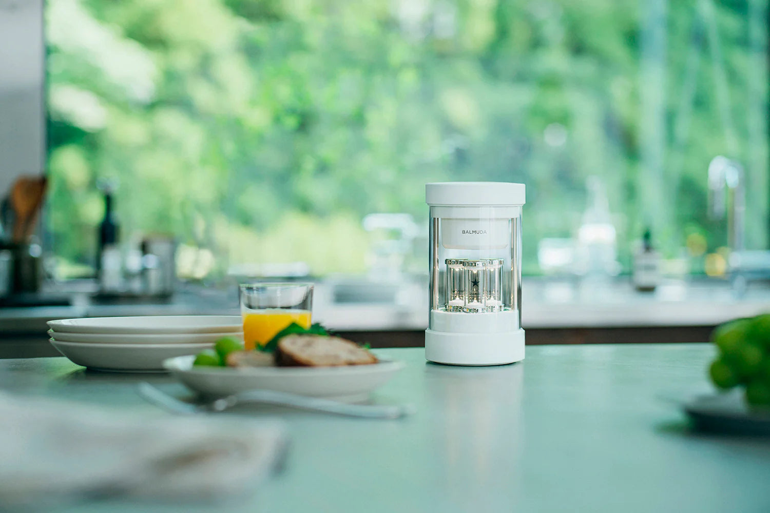 BALMUDA The Speaker - White M01D-WH