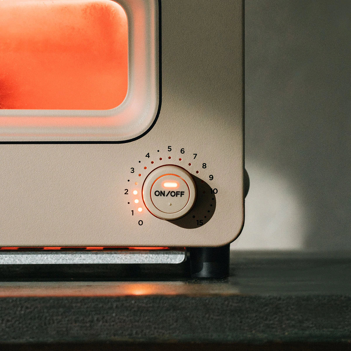 BALMUDA The Toaster 3rd Gen K05E - Beige