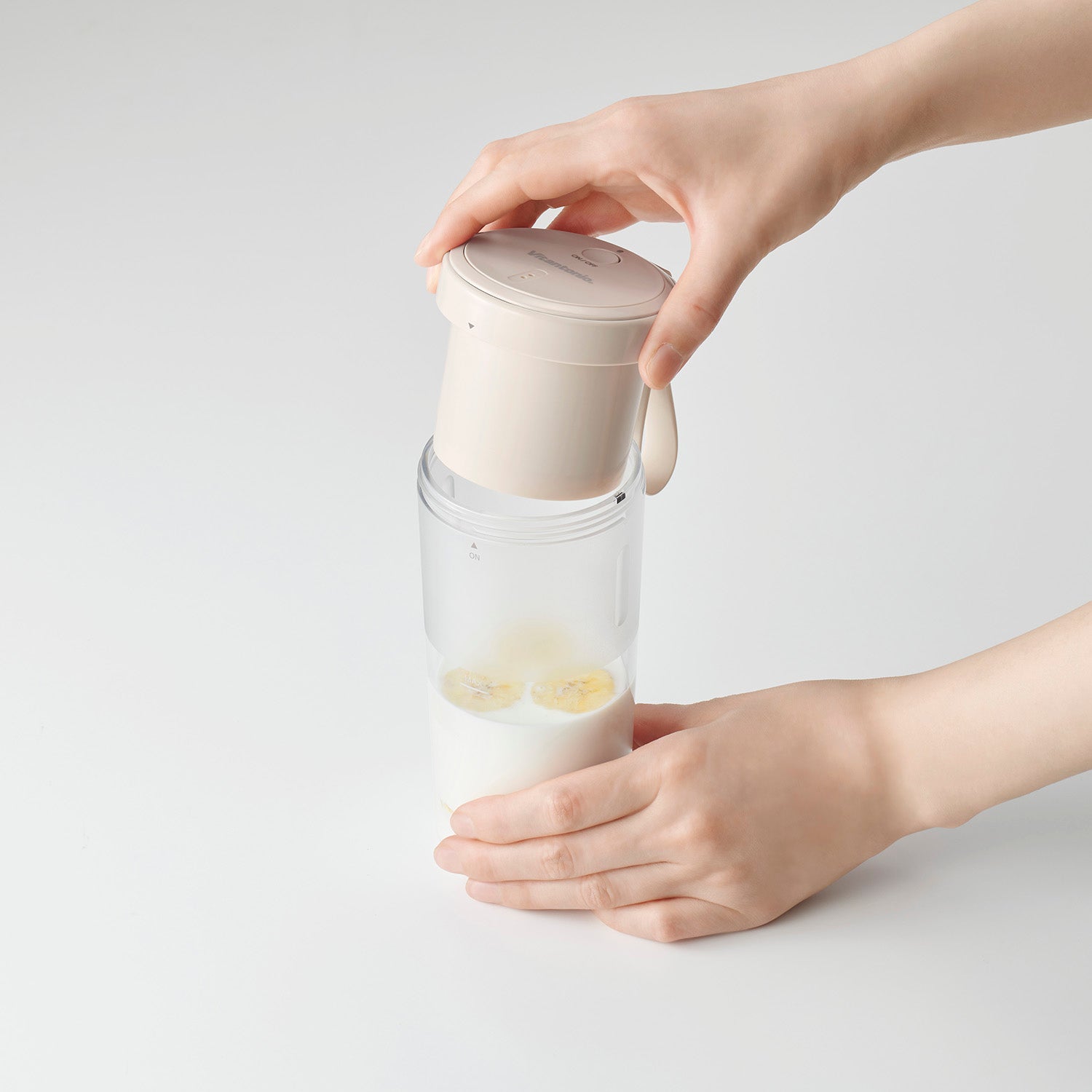 Vitantonio Cordless My Bottle Blender - Ivory