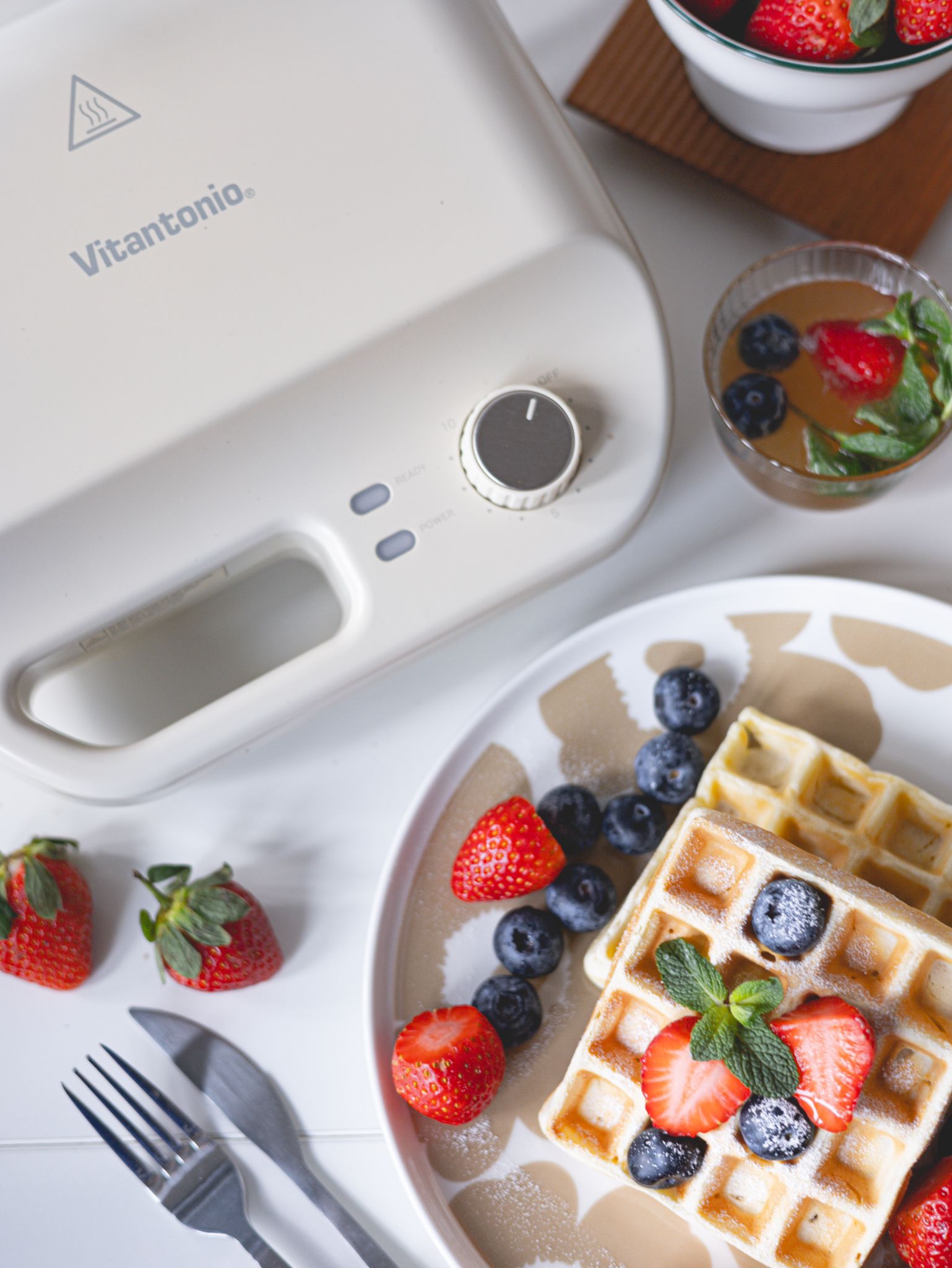 Vitantonio Waffle & Hot Sand Maker - Ivory VWH-50A-I